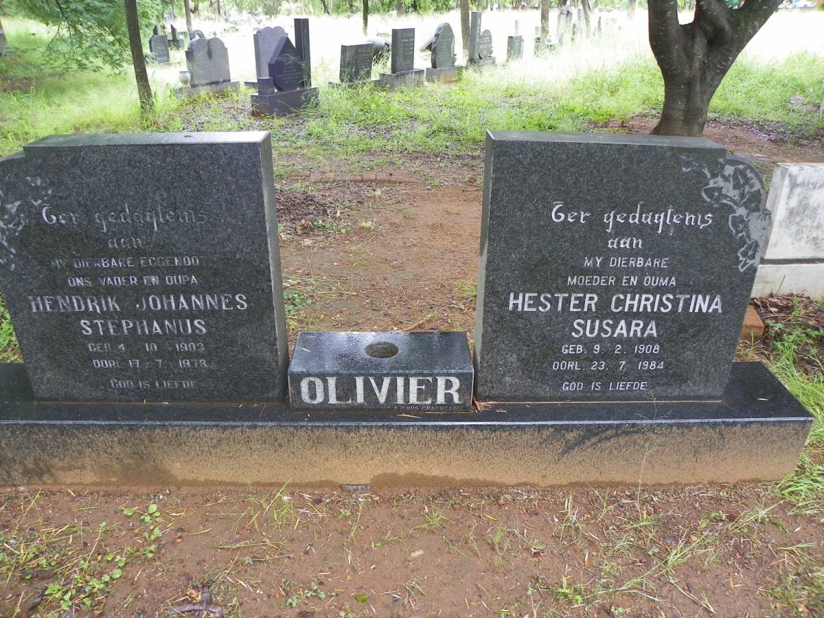 OLIVIER Hendrik Johannes Stephanus 1903-1978 & Hester Christina Susara 1908-1984