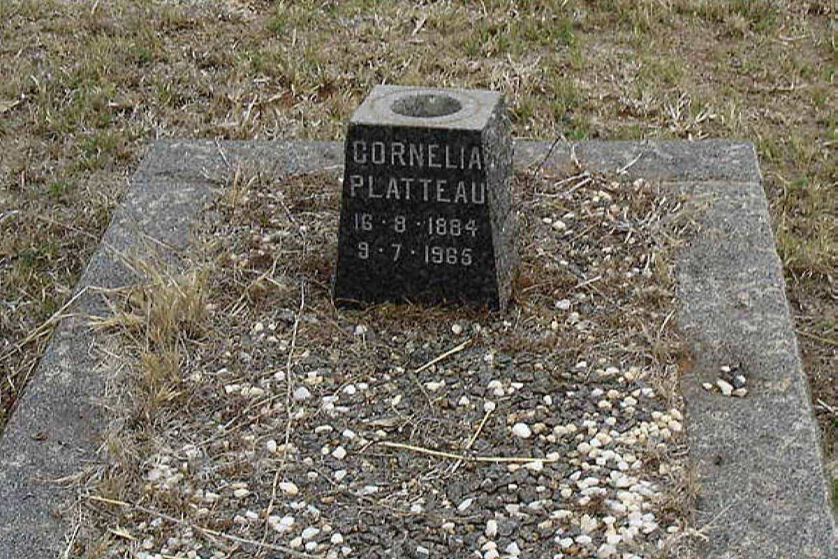 PLATTEAU Cornelia 1884-1965
