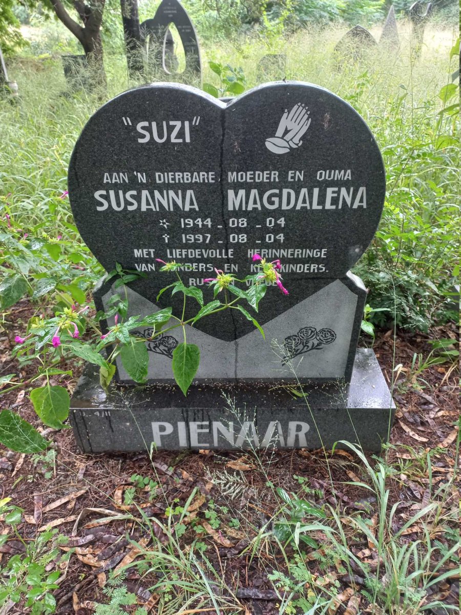 PIENAAR Susanna Magdalena 1944-1997