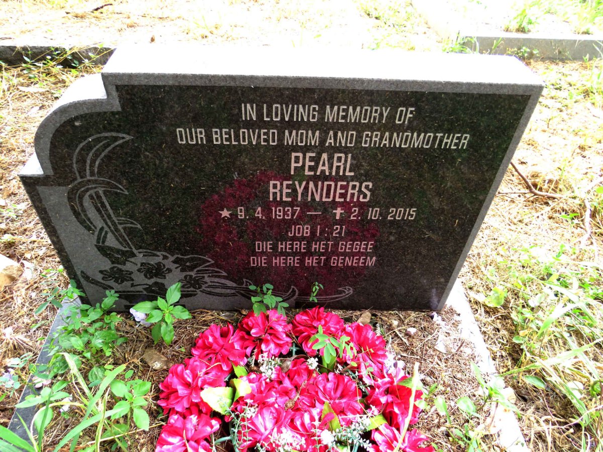 REYNDERS Pearl 1937-2015