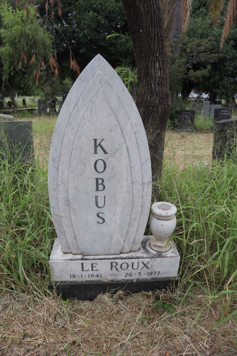 ROUX Kobus, le 1941-1977