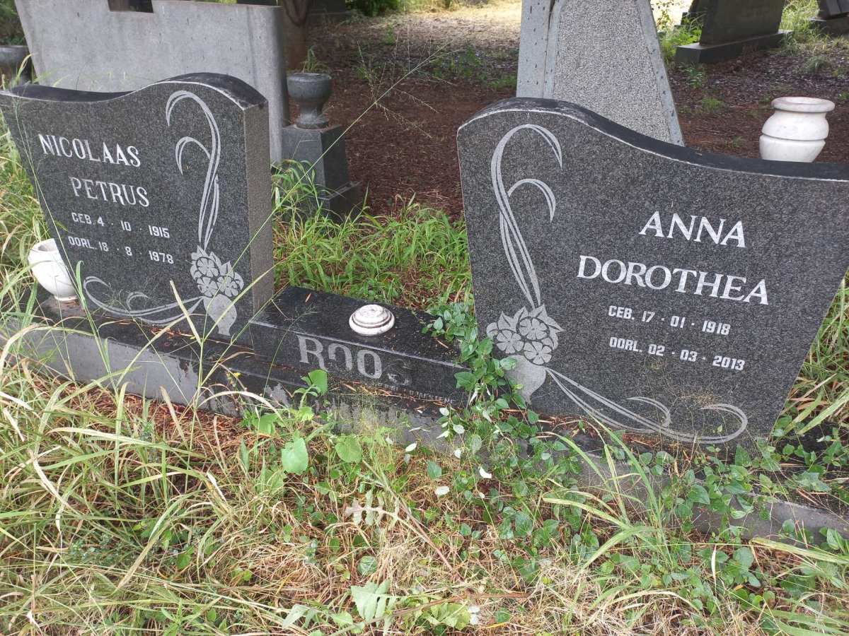 ROOS Nicolaas Petrus 1915-1978 & Anna Dorothea 1918-2013