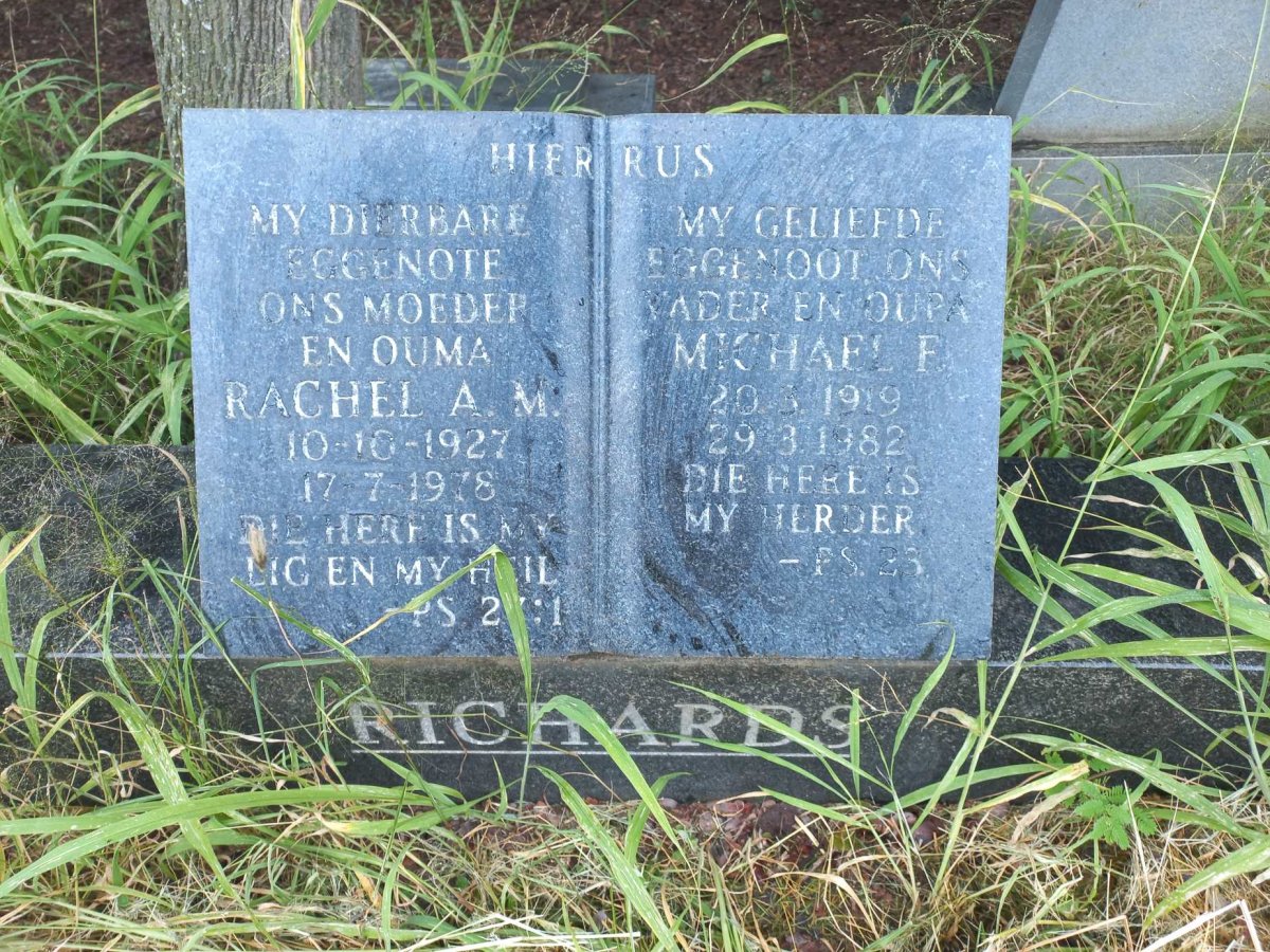 RICHARDS Michael F. 1919-1982 & Rachel A.M. 1927-1978