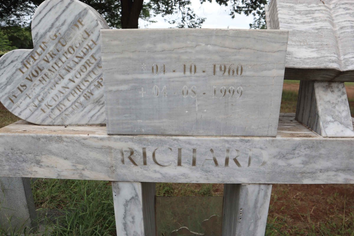 RICHARD 1960-1999