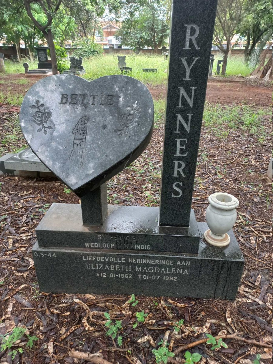 RYNNERS Elizabeth Magdalena 1962-1992 