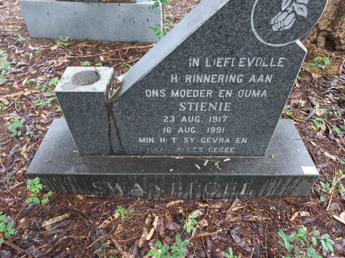 SWANEPOEL Stienie 1917-1991
