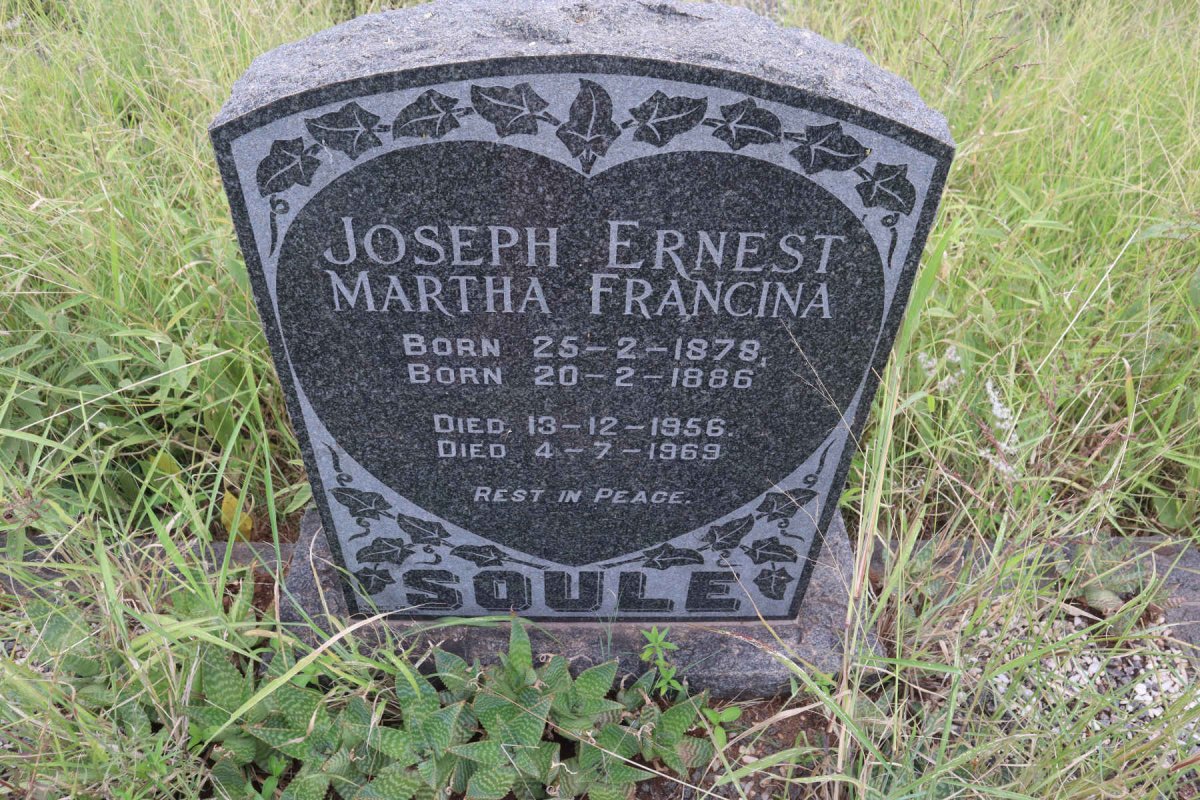 SOULE Joseph Ernest 1878-1956 & Martha Francina 1886-1969