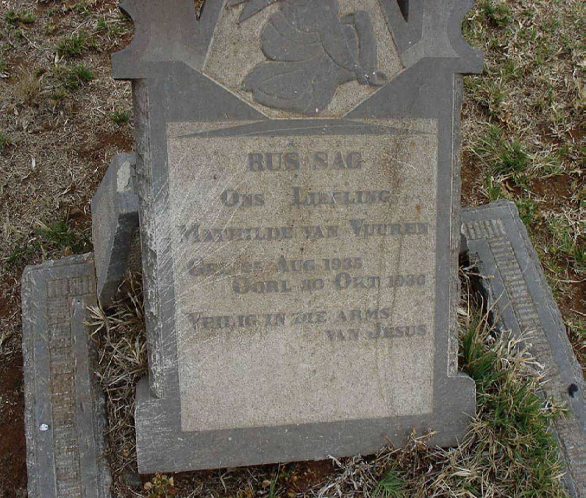 VUUREN Mathilde, van 1935-1936