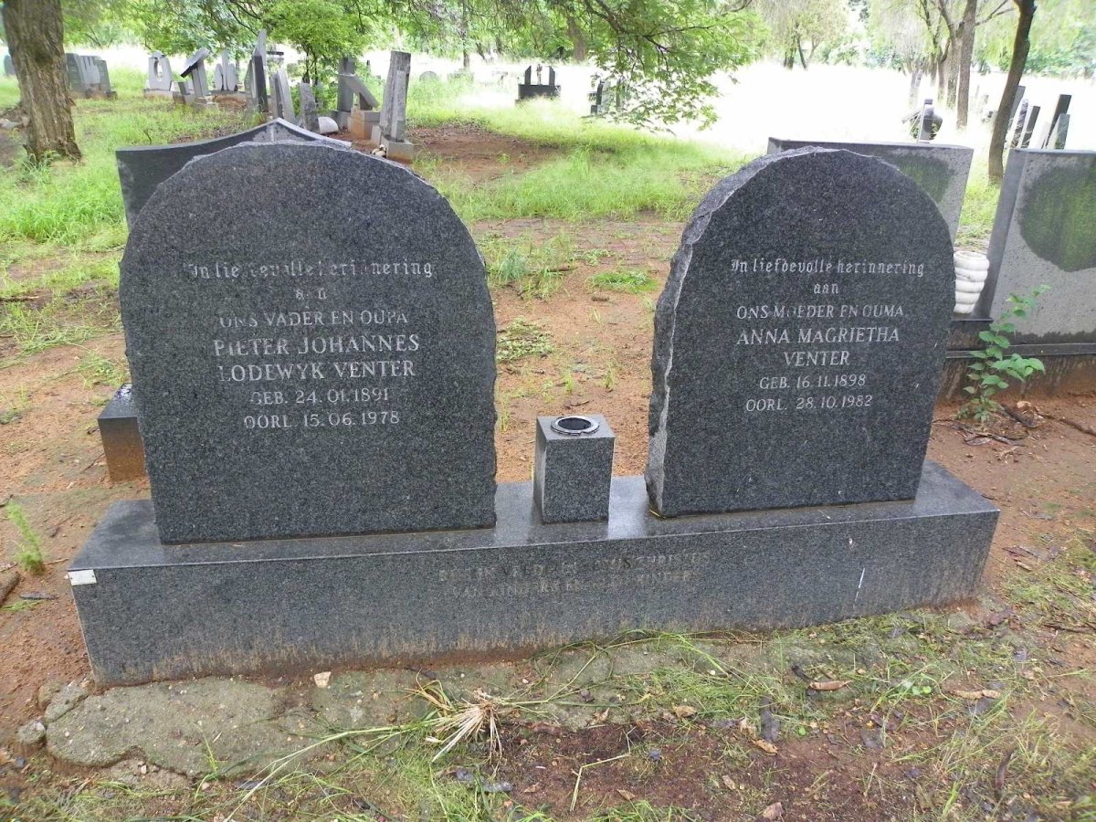 VENTER Pieter Johannes Lodewyk 1891-1978 & Anna Magrietha 1898-1982