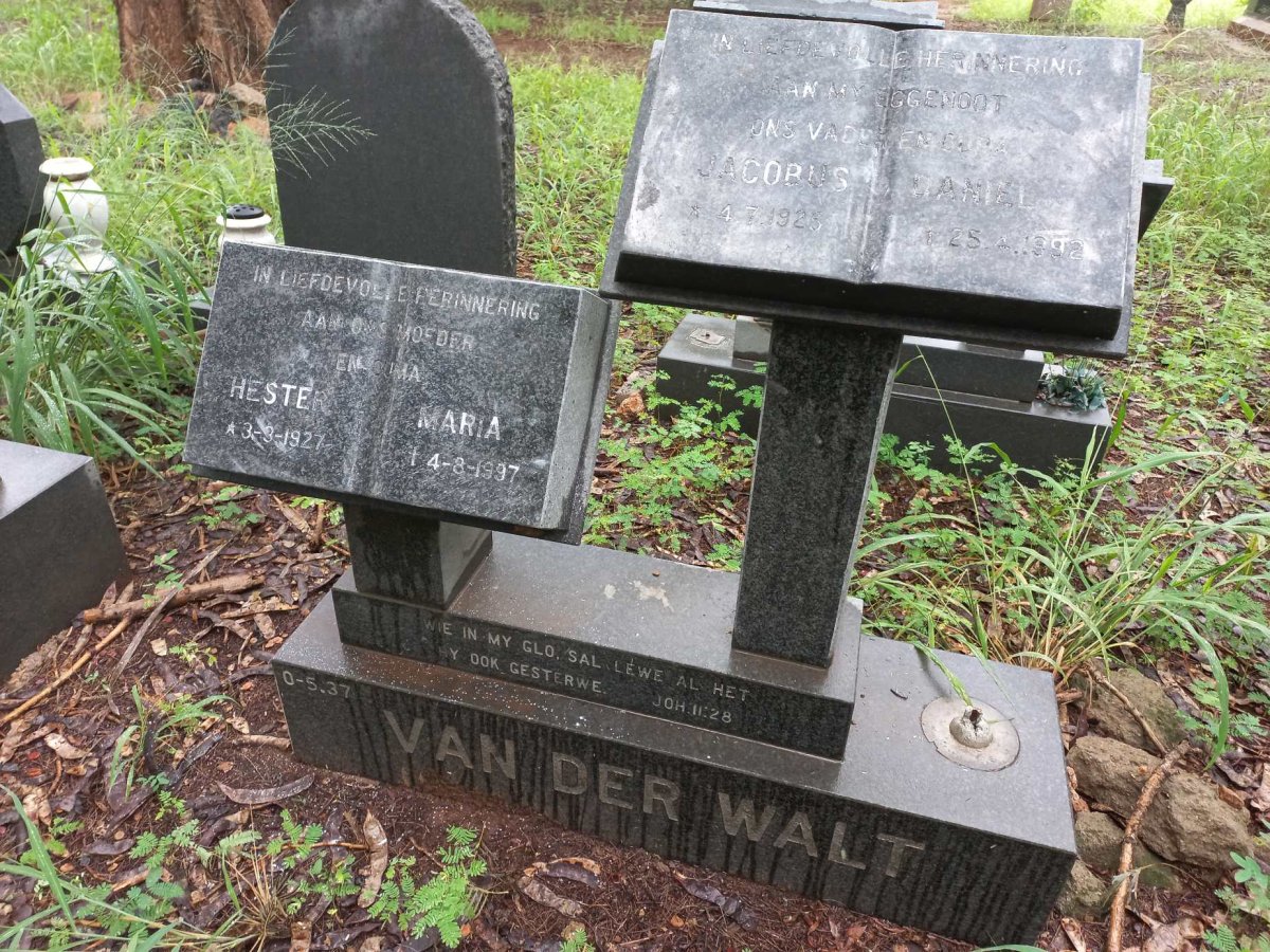 WALT Jacobus Daniel, van der 1925-1992 & Hester Maria 1927-1997_1