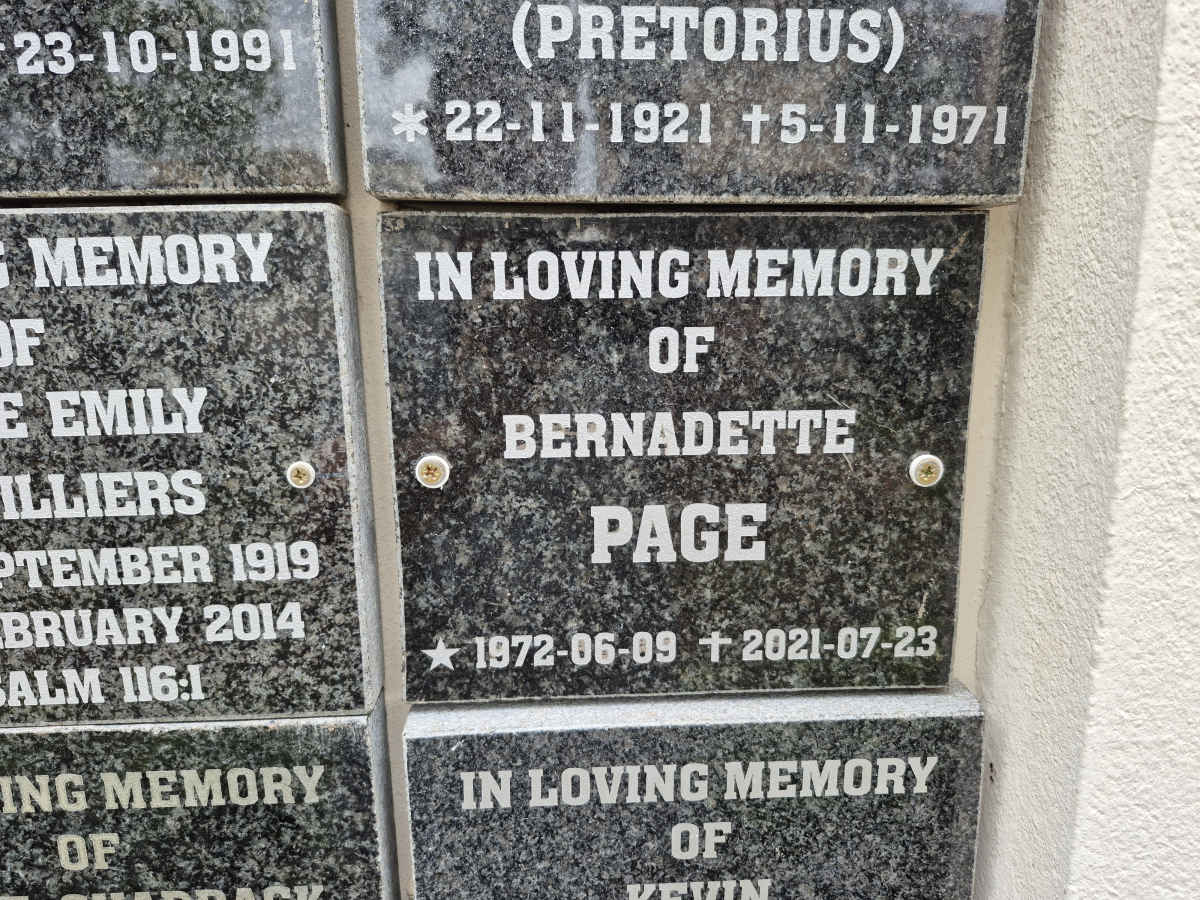 PAGE Bernadette 1972-2021