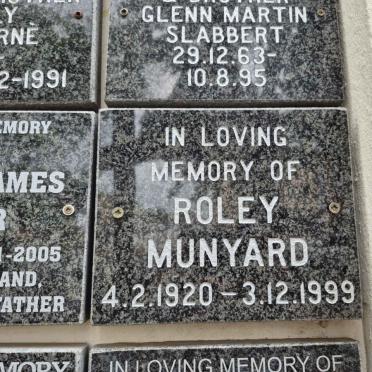 MUNYARD Roley 1920-1999
