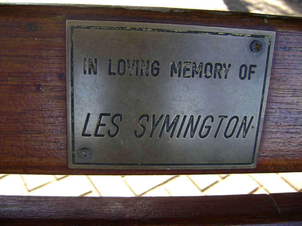 SYMINGTON Les