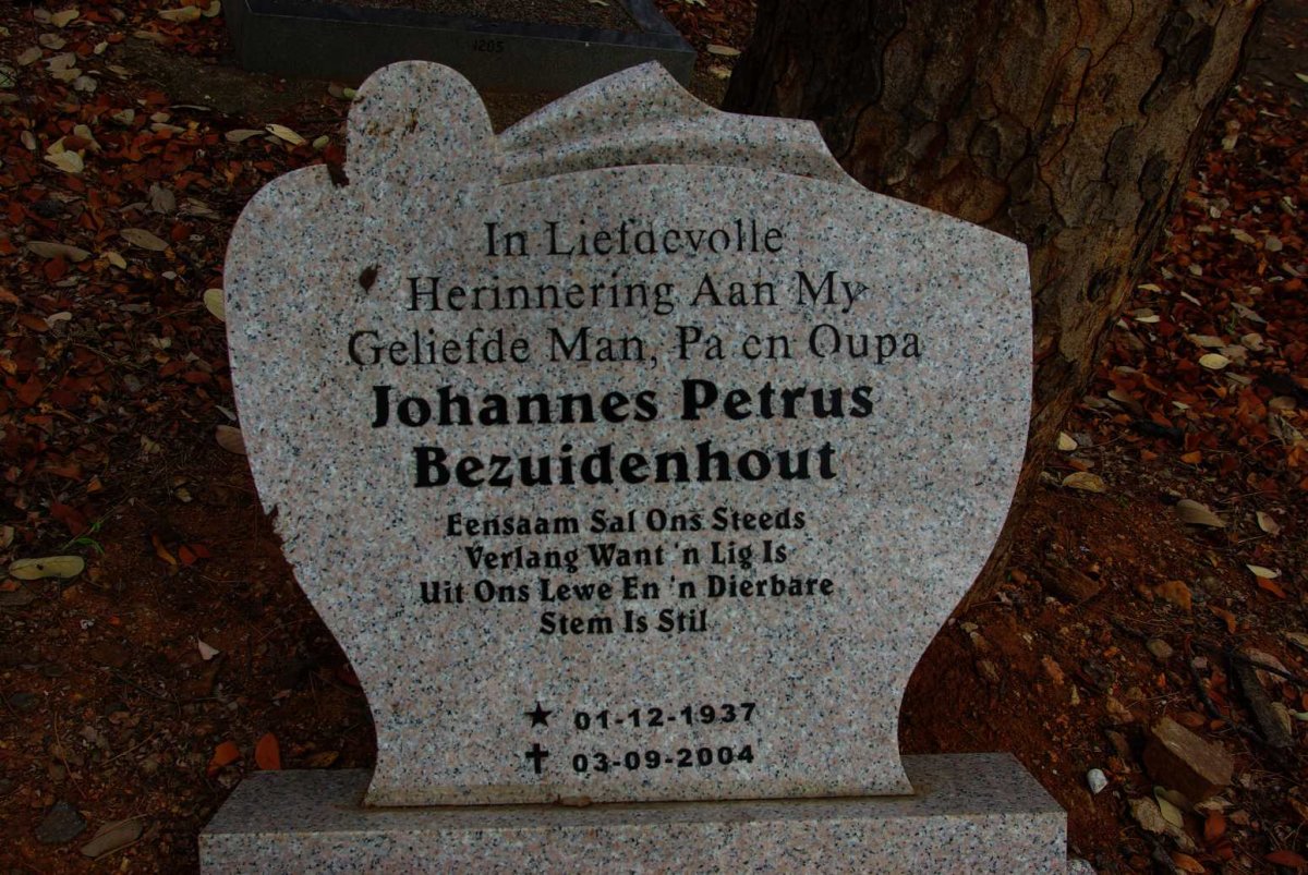 BEZUIDENHOUT Johannes Petrus 1937-2004