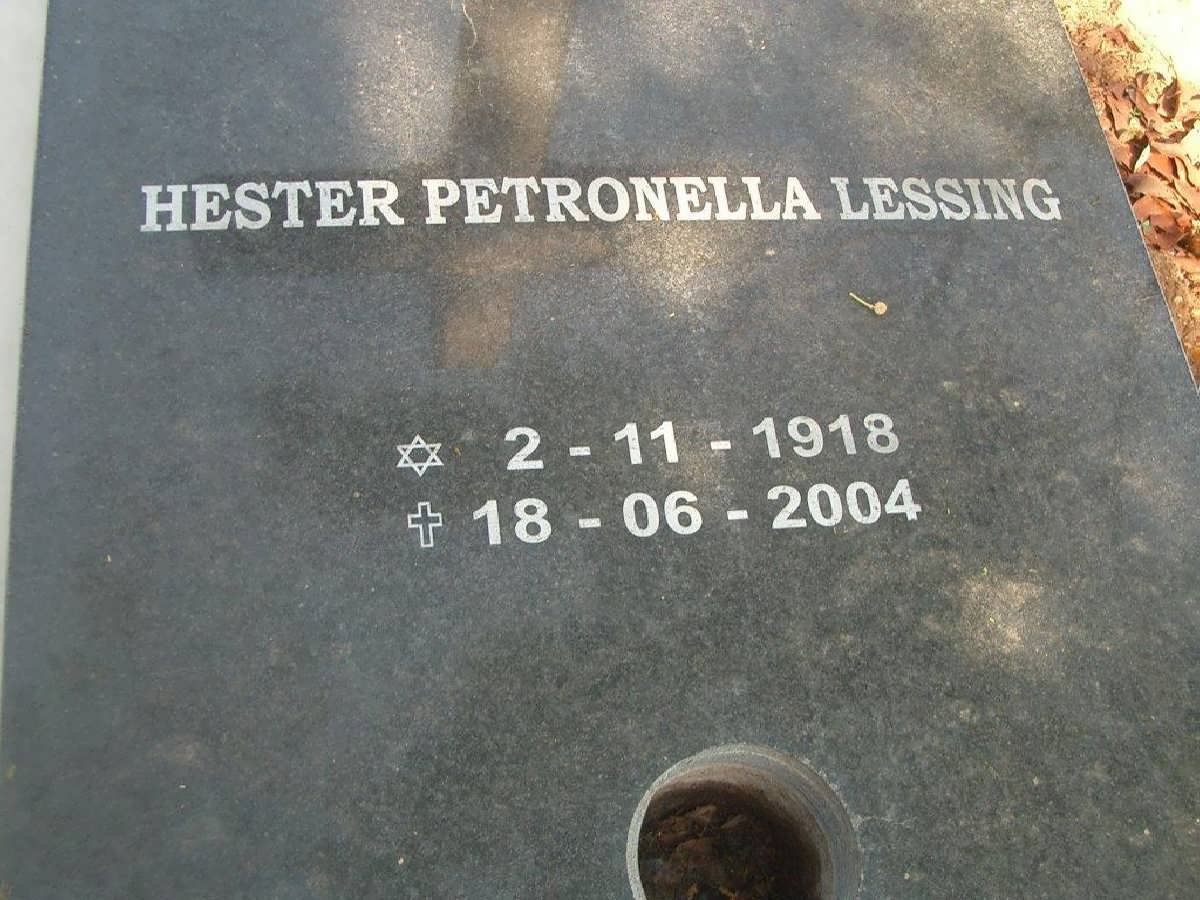LESSING Hester Petronella 1918-2004