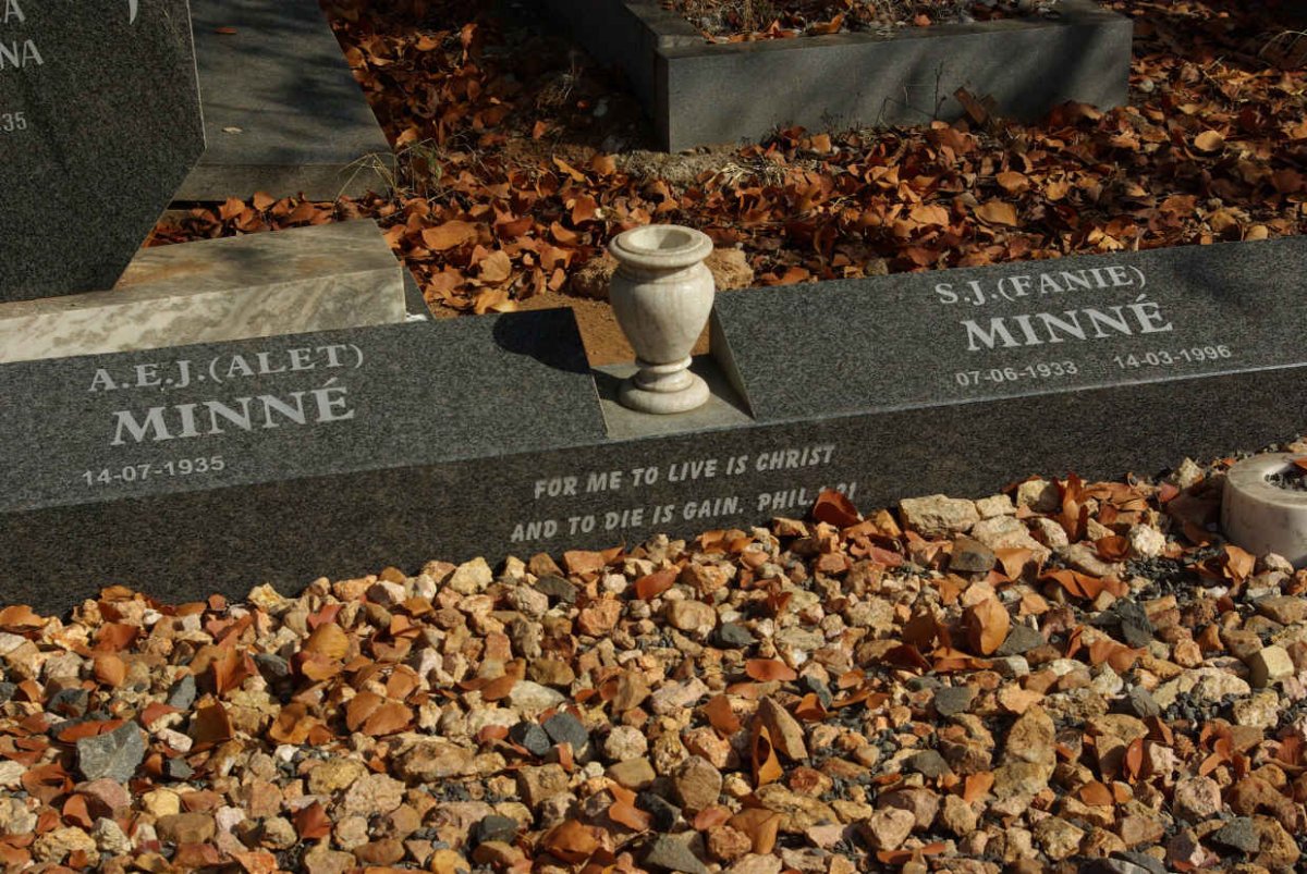 MINNE S.J. 1933-1996 & A.E.J. 1935-