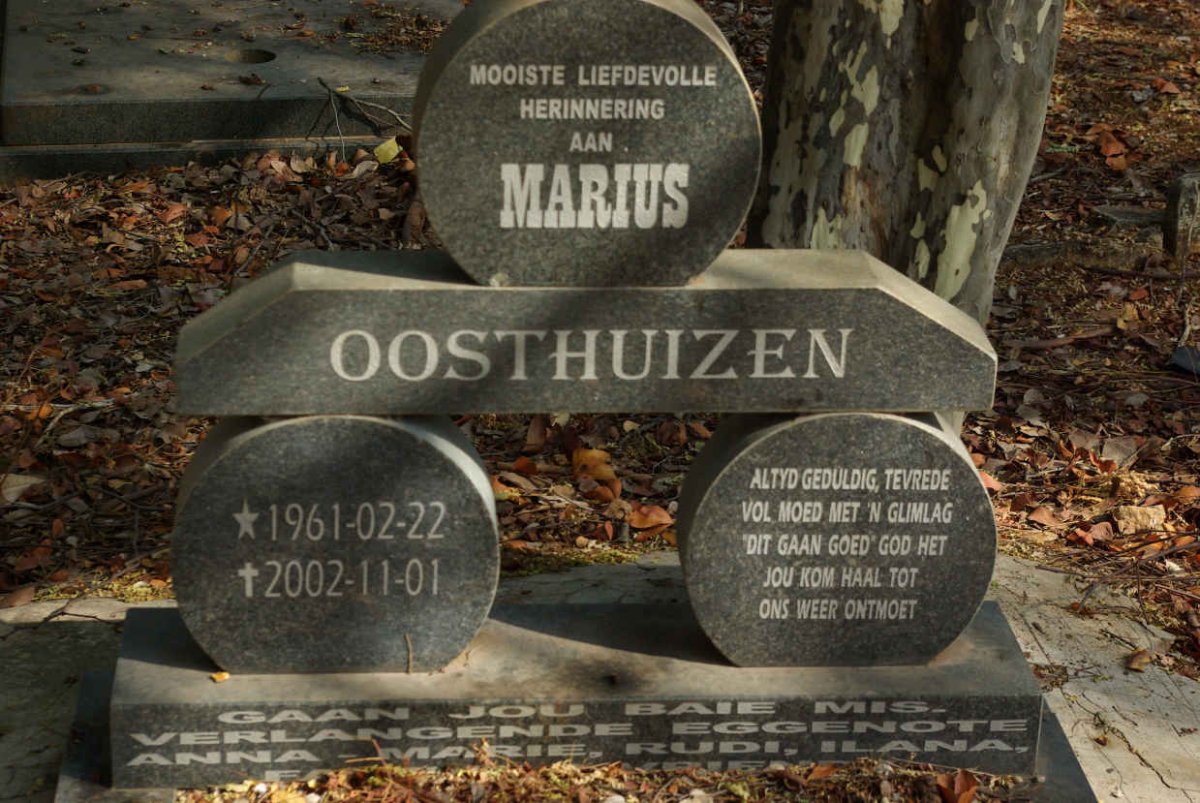 OOSTHUIZEN Marius 1961-2002