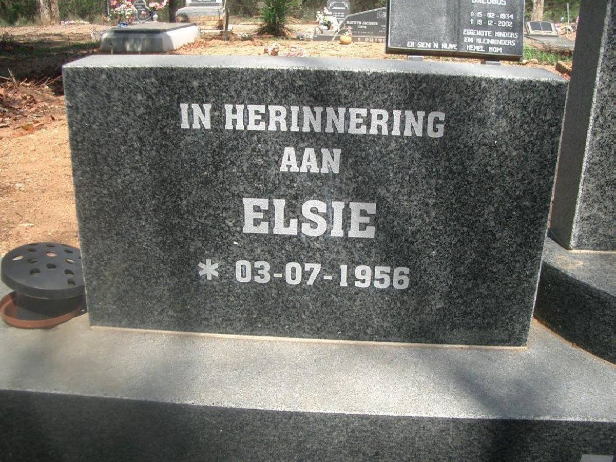 ROUX Elsie, le 1956-