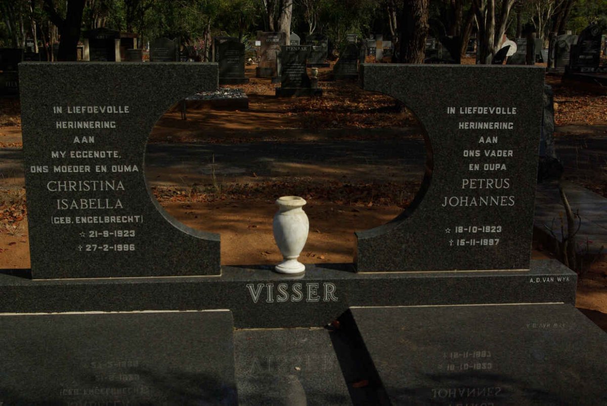VISSER Petrus Johannes 1923-1997 & Christina Isabella ENGELBRECHT 1923-1996