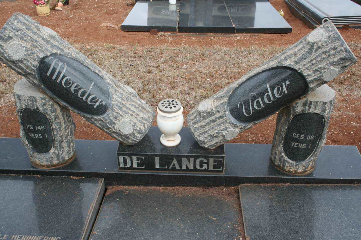 LANGE Johannes Hendrik, de 1906-19?? &amp;  Anna Maria SCHOEMAN 1913-1971