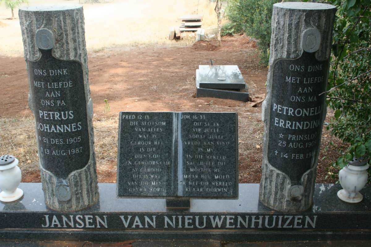 NIEUWENHUIZEN Petrus Johannes, Jansen van 1905-1987 &amp; Petronella Errindina PRINSLOO 1909-1988