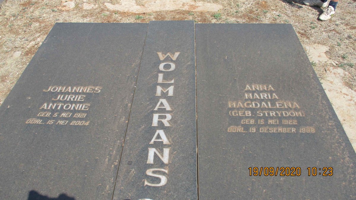 WOLMARANS Johannes Jurie Antonie 1921-2004 &amp; Anna Maria Magdalena STRYDOM 1922-1998