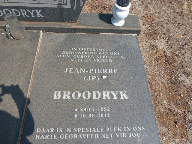 BROODRYK Petrus Johannes 1934-1992 :: BROODRYK Jean-Pierre 1992-2012