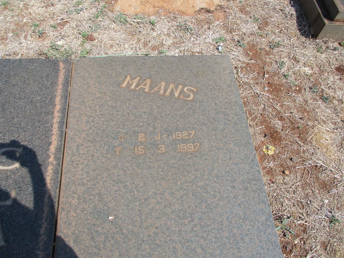 CLAASSENS Maans 1927-1997 &amp; Riney 1926-1998