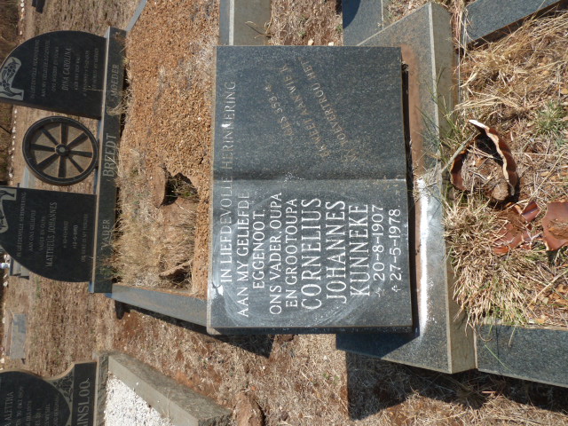 KUNNEKE Cornelius Johannes 1907-1978 &amp; Dorothea Maria VISAGIE 1912-1994
