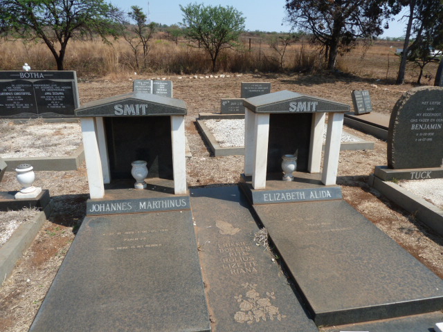 SMIT Johannes Marthinus 1929-19?1 &amp; Elizabeth Alida 1935-