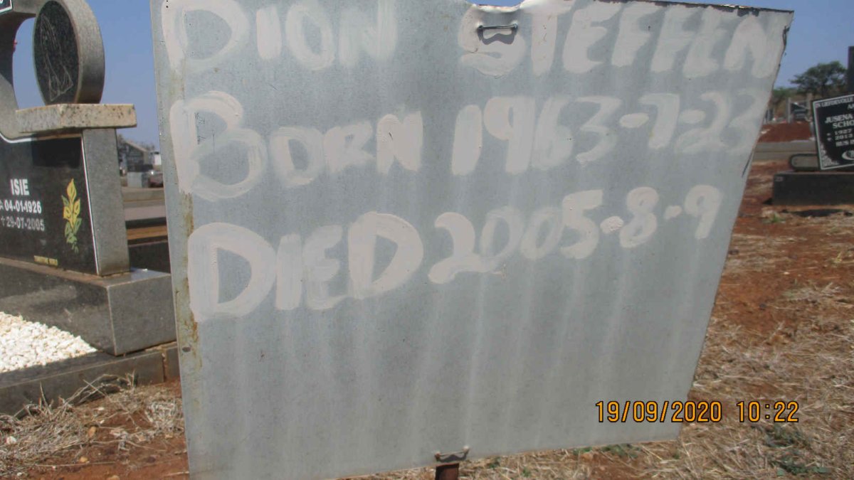 STEFFEN Dion 1963-2005