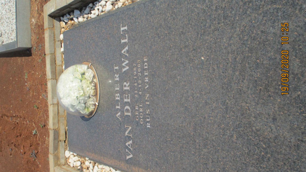 WALT Albert, van der 1967-2003