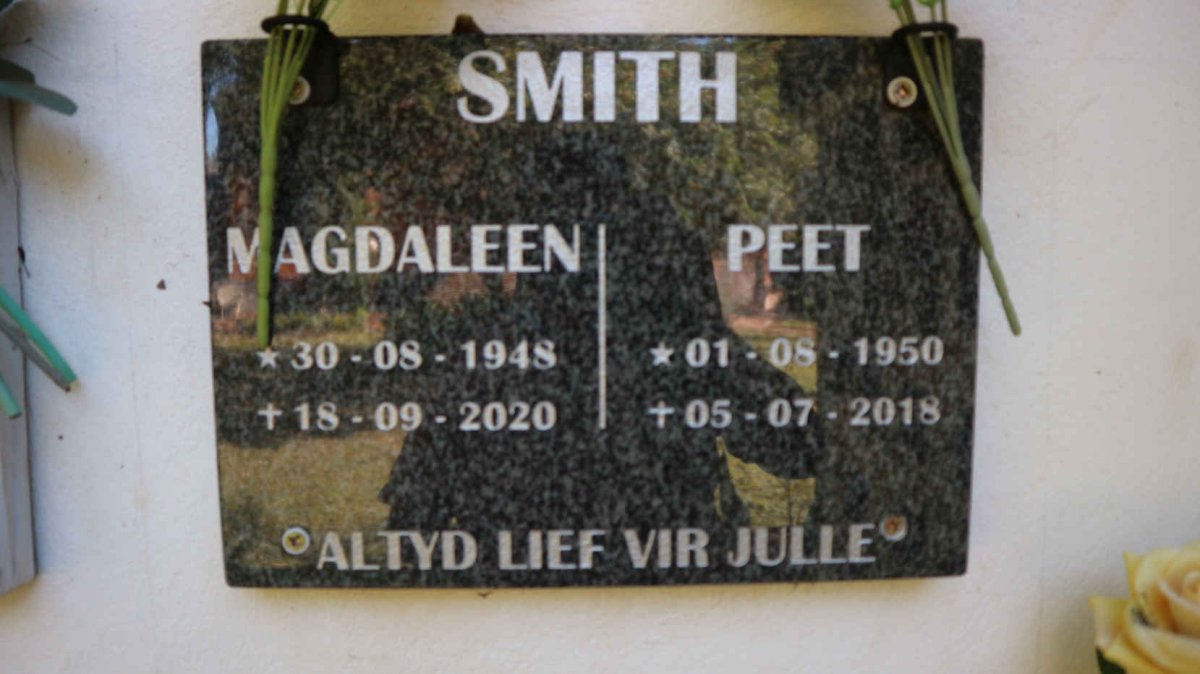 SMITH Peet 1950-2018 &amp; Magdaleen 1948-2020