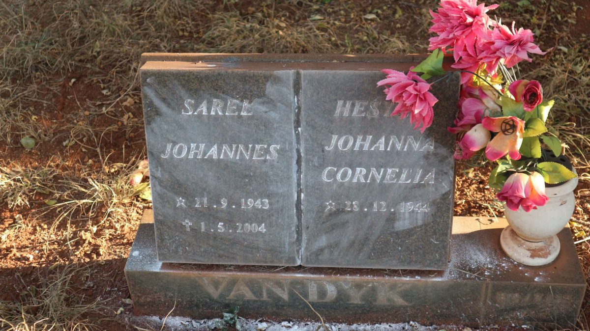 DYK Sarel Johannes, van 1943-2004 &amp; Hester Johanna Cornelia 1944-