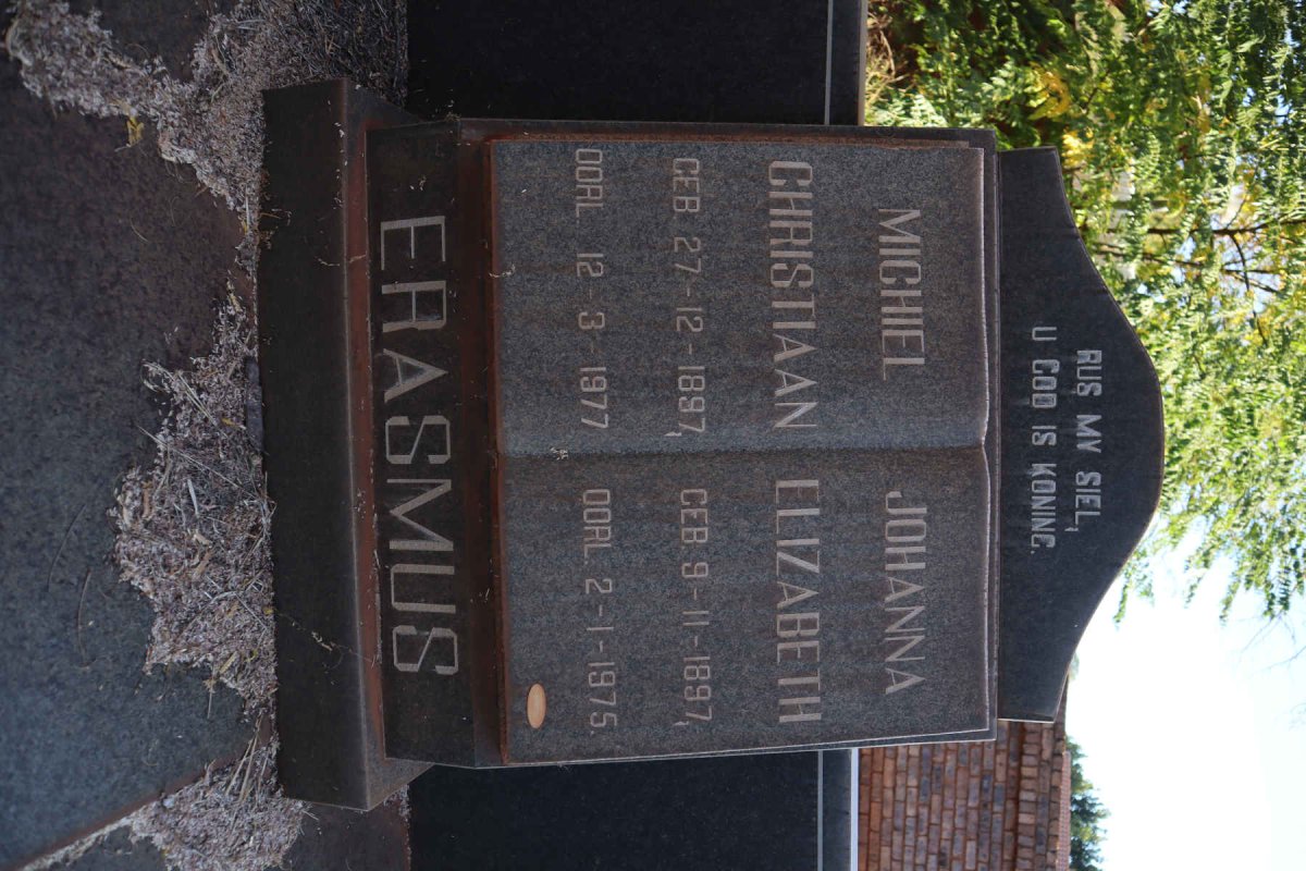 ERASMUS Michiel Christiaan 1897-1977 &amp; Johanna Elizabeth 1897-1975
