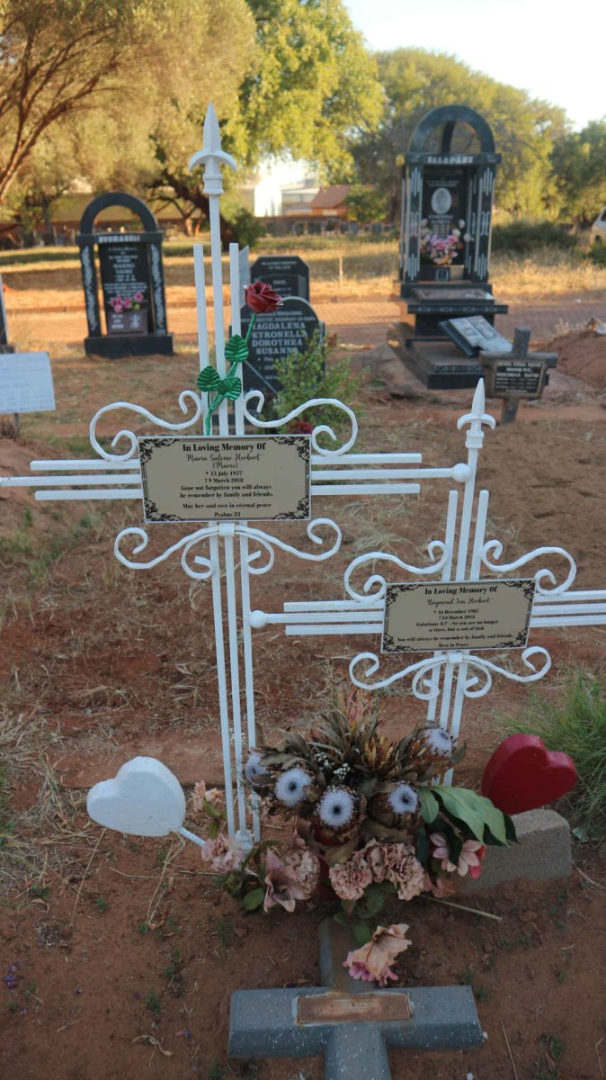 HERBERT Maria Salome 1957-2018 :: HERBERT Raymond Ian 1985-2018