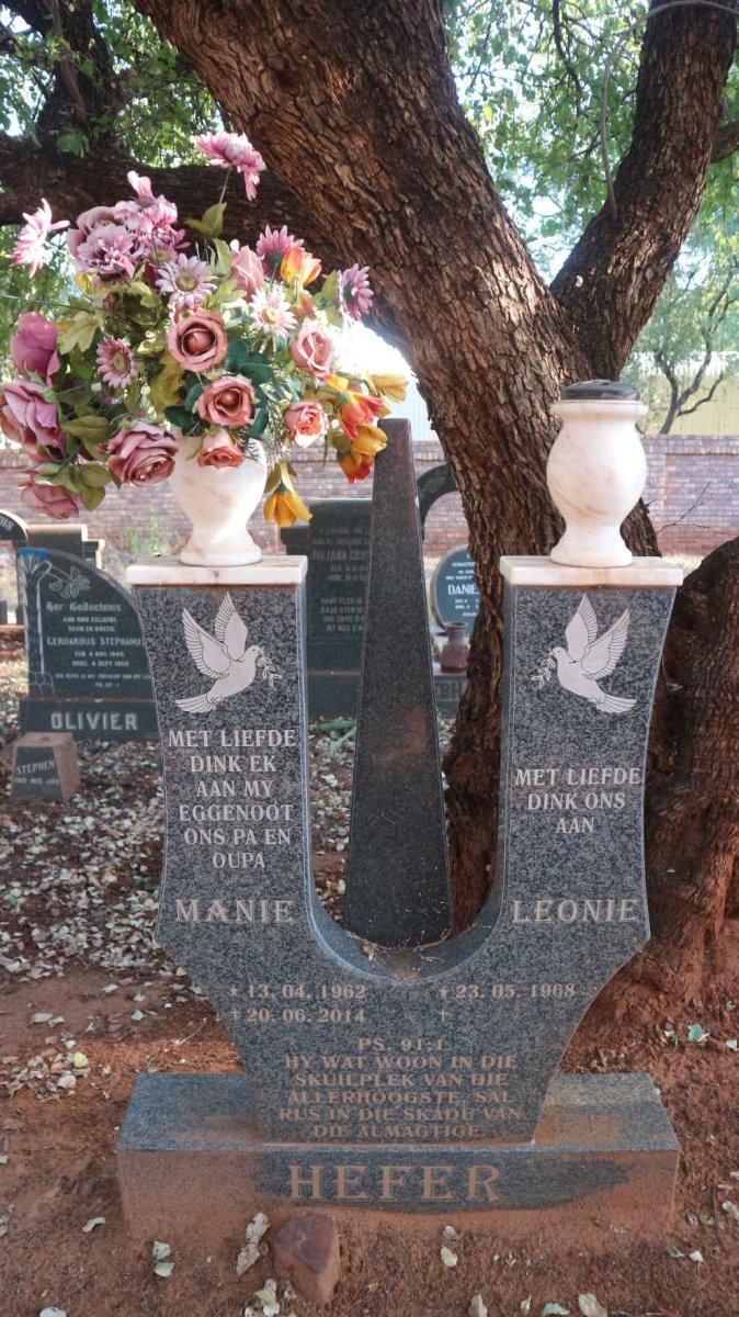 HEFER Manie 1962-2014 &amp; Leonie 1968-