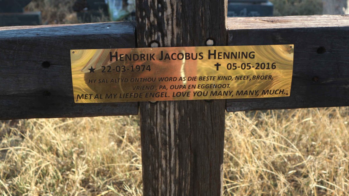 HENNING Hendrik Jacobus 1974-2016