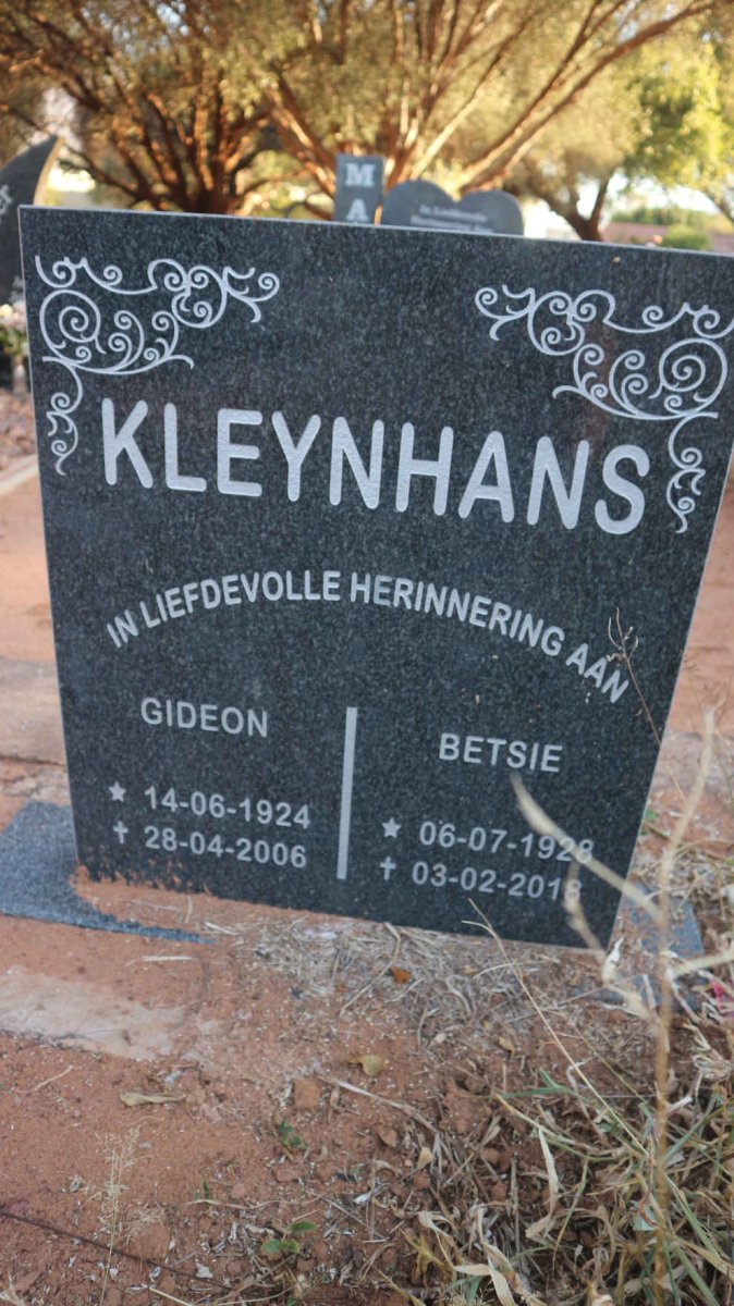 KLEYNHANS Gideon 1924-2006 &amp; Betsie 1928-2018