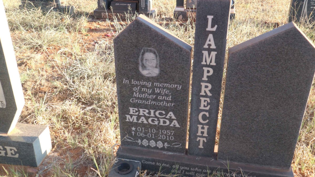LAMPRECHT Erica Magda 1957-2010