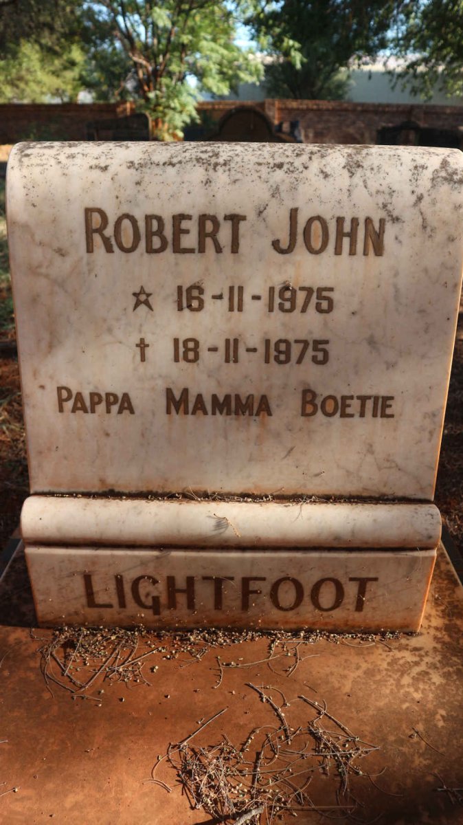 LIGHTFOOT Robert John 1975-1975