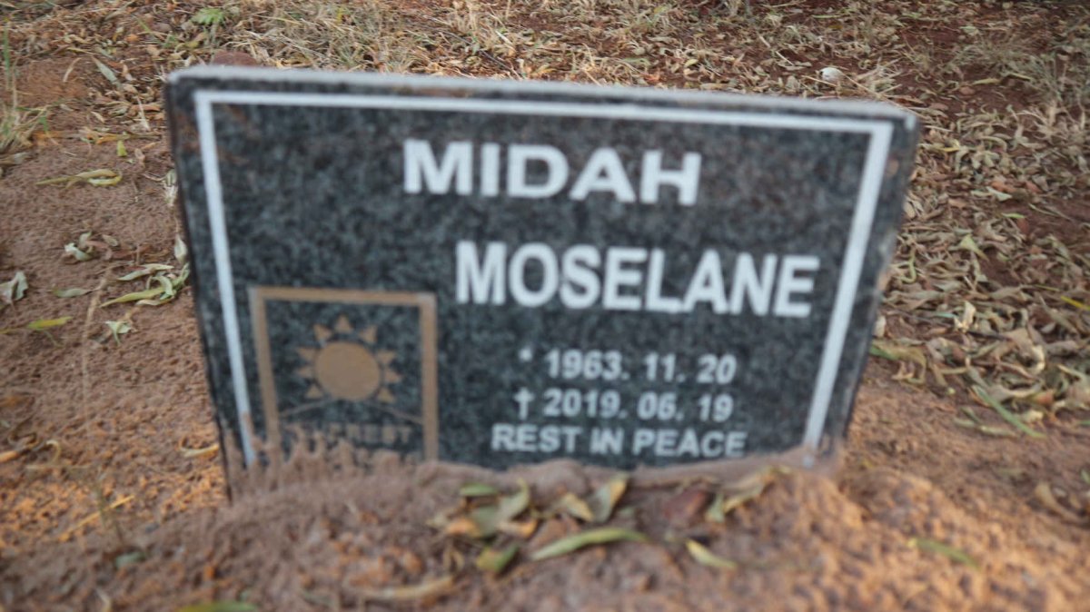 MOSELANE Midah 1963-2019