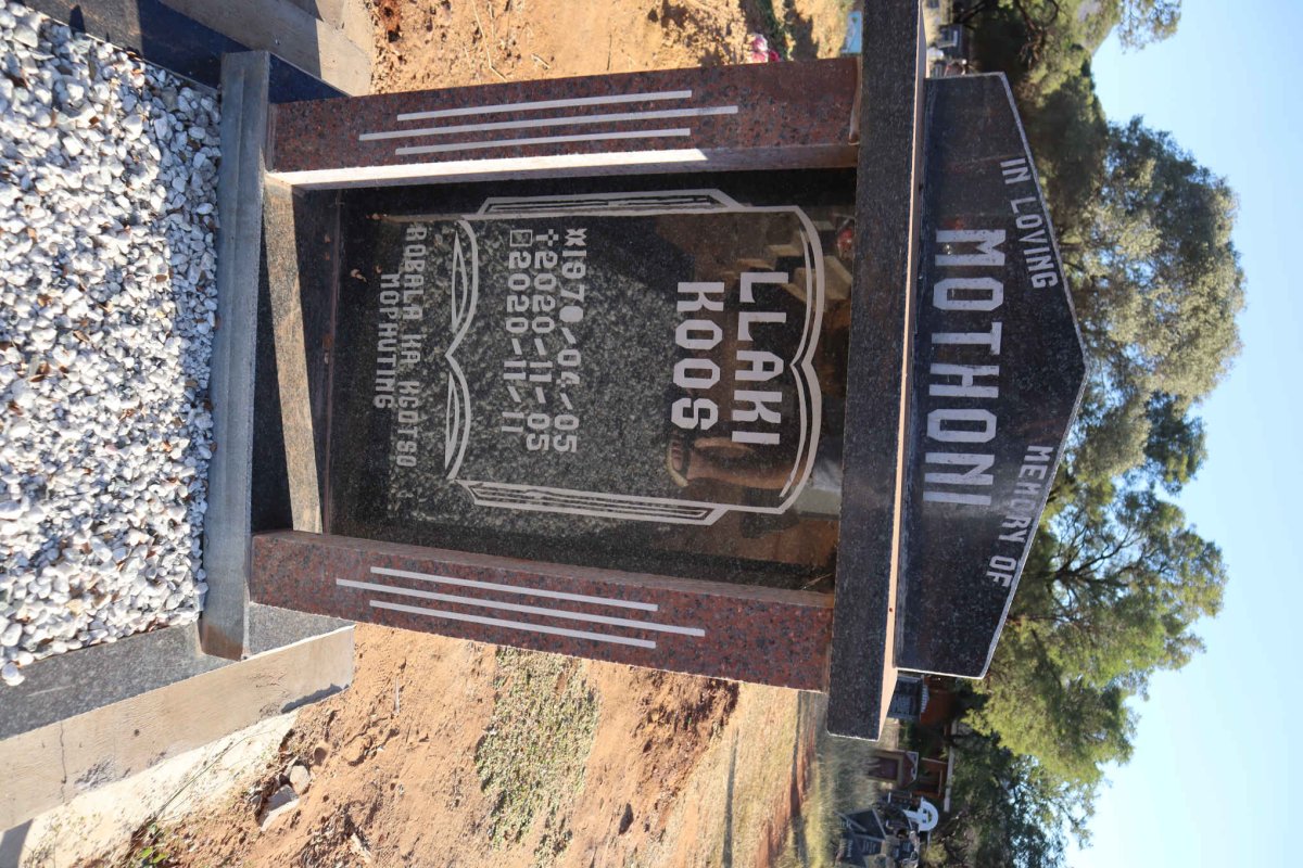 MOTHONI Llaki Koos 1970-2020