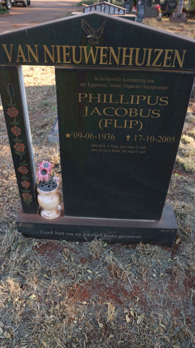 NIEUWENHUIZEN Phillipus Jacobus, van 1936-2005