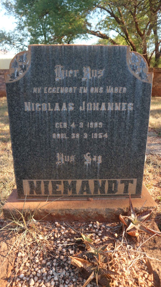 NIEMANDT Nicolaas Johannes 1909-1954