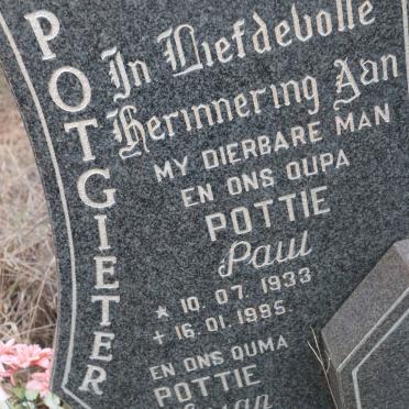 POTGIETER Paul 1933-1995 &amp; Susan 1935-2009