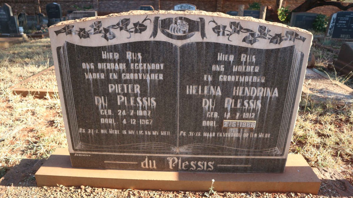 PLESSIS Pieter, du 1907-1967 &amp; Helena Hendrina 1912-1988