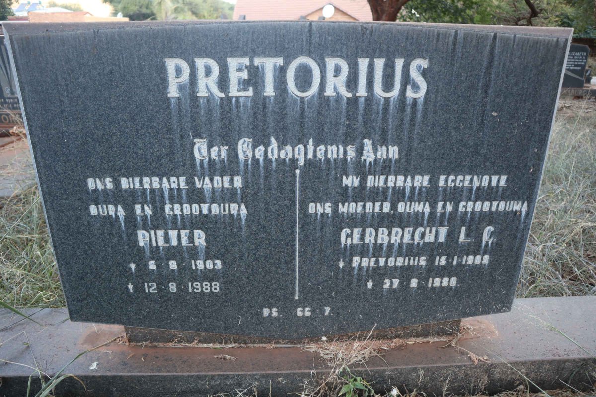 PRETORIUS Pieter 1903-1988 &amp; Gerbrecht L.C. PRETORIUS 1909-1980