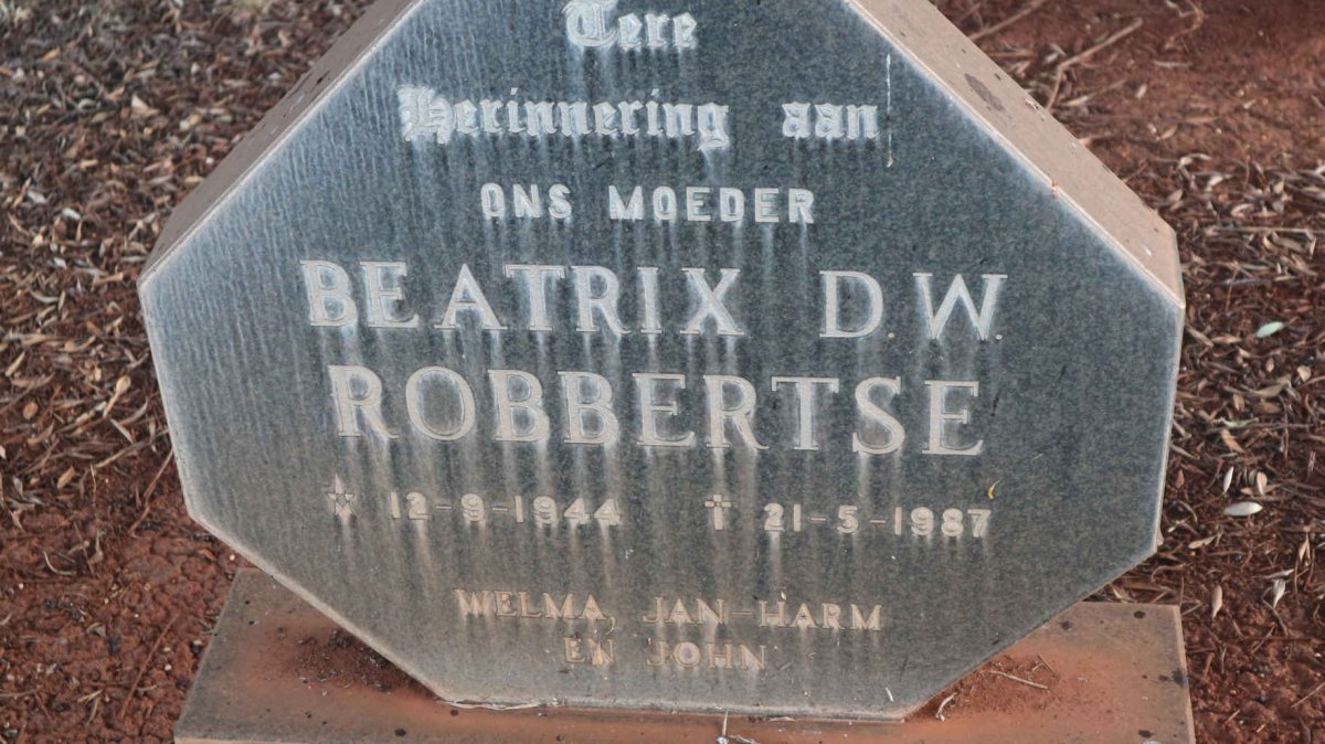 ROBBERTSE Beatrix D.W. 1944-1987