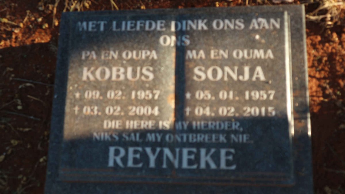 REYNEKE Kobus 1957-2004 &amp; Sonja 1957-2015
